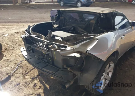 2008 Pontiac Solstice z USA, uszkodzony, nr VIN 1G2MB35B58Y107585